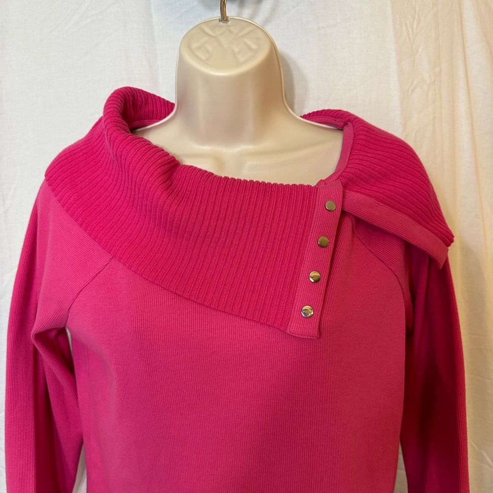 Winter Rose Rafaella Sweater Pink Button Shoulder Cozy Classic Women’s Small - Picture 3 of 7